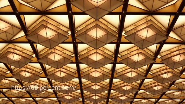 京都迎賓館の天井の画像